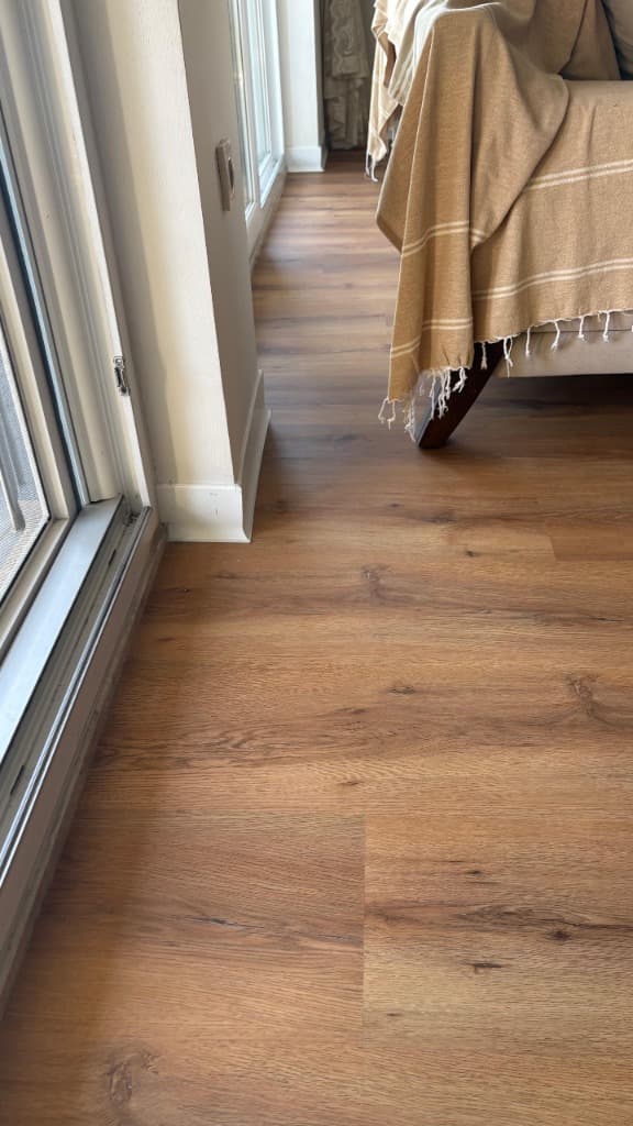 Fethiye Günlükbaşı 60m² SPC Parke ve Kompozit Süpürgelik
